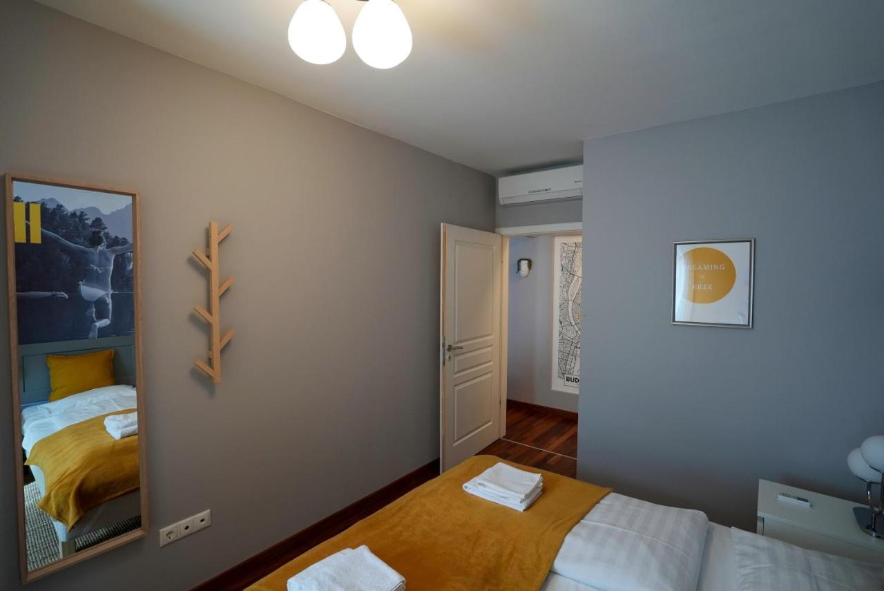 Hollo 12 Apartament *